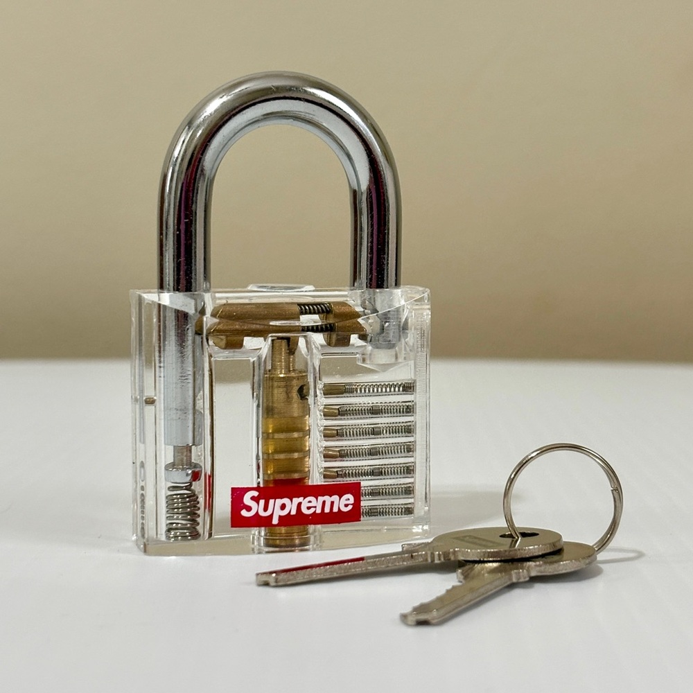 *NEW* Supreme Transparent Padlock with Keys + Sticker